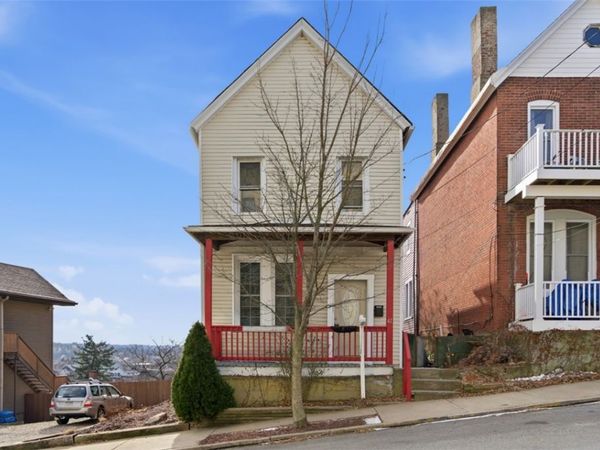 42 Cowan St, Pittsburgh, PA 15211