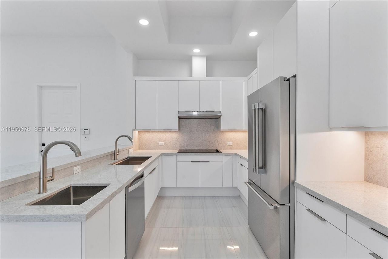 21301 NE 38th Ave, Unit 58, Aventura, FL 33180 Photo