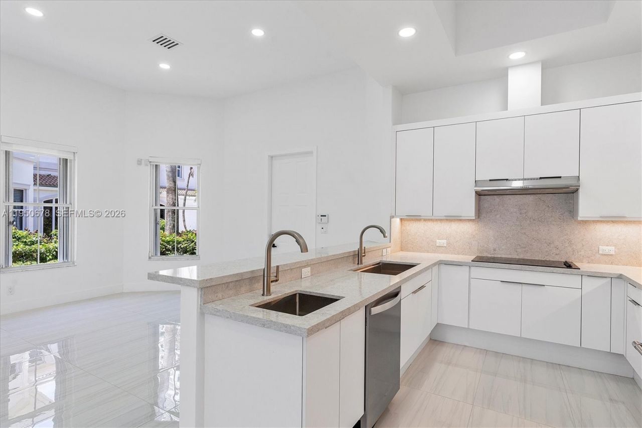 21301 NE 38th Ave, Unit 58, Aventura, FL 33180 Photo