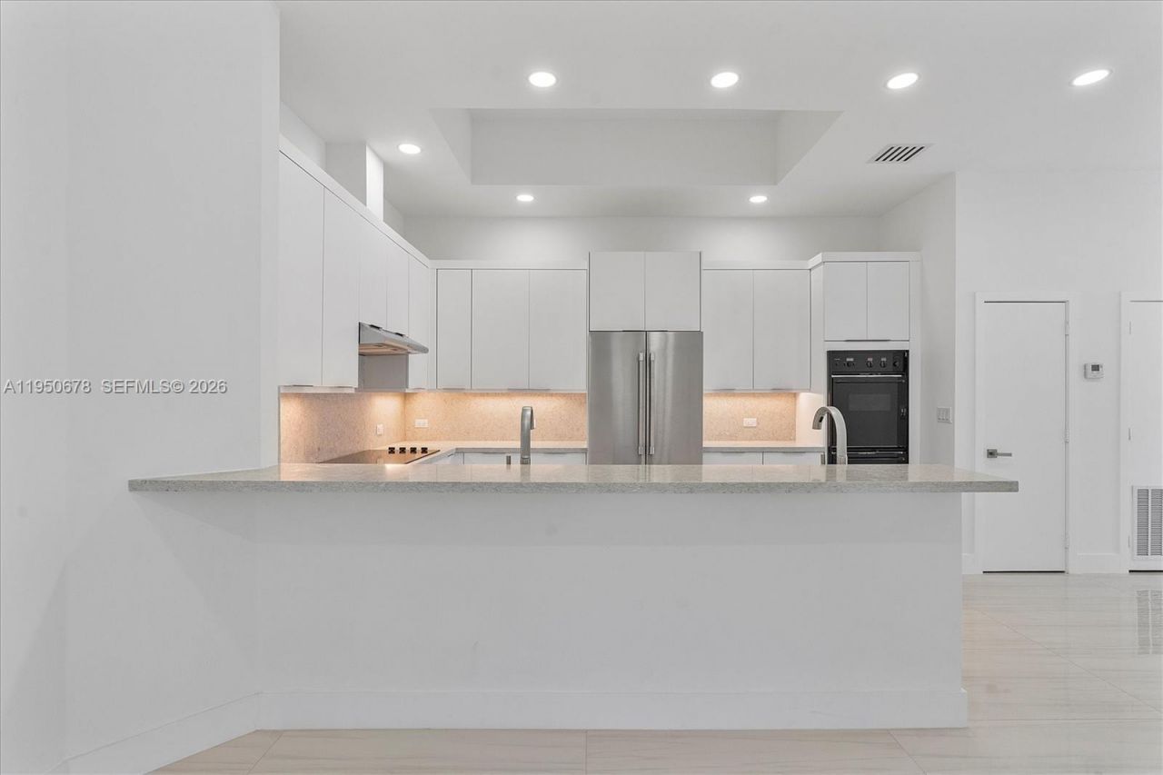 21301 NE 38th Ave, Unit 58, Aventura, FL 33180 Photo