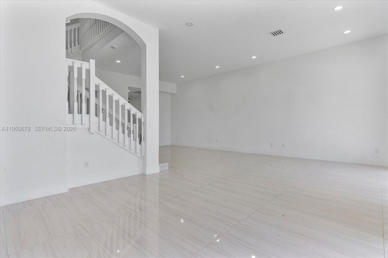 21301 NE 38th Ave, Unit 58, Aventura, FL 33180 Photo