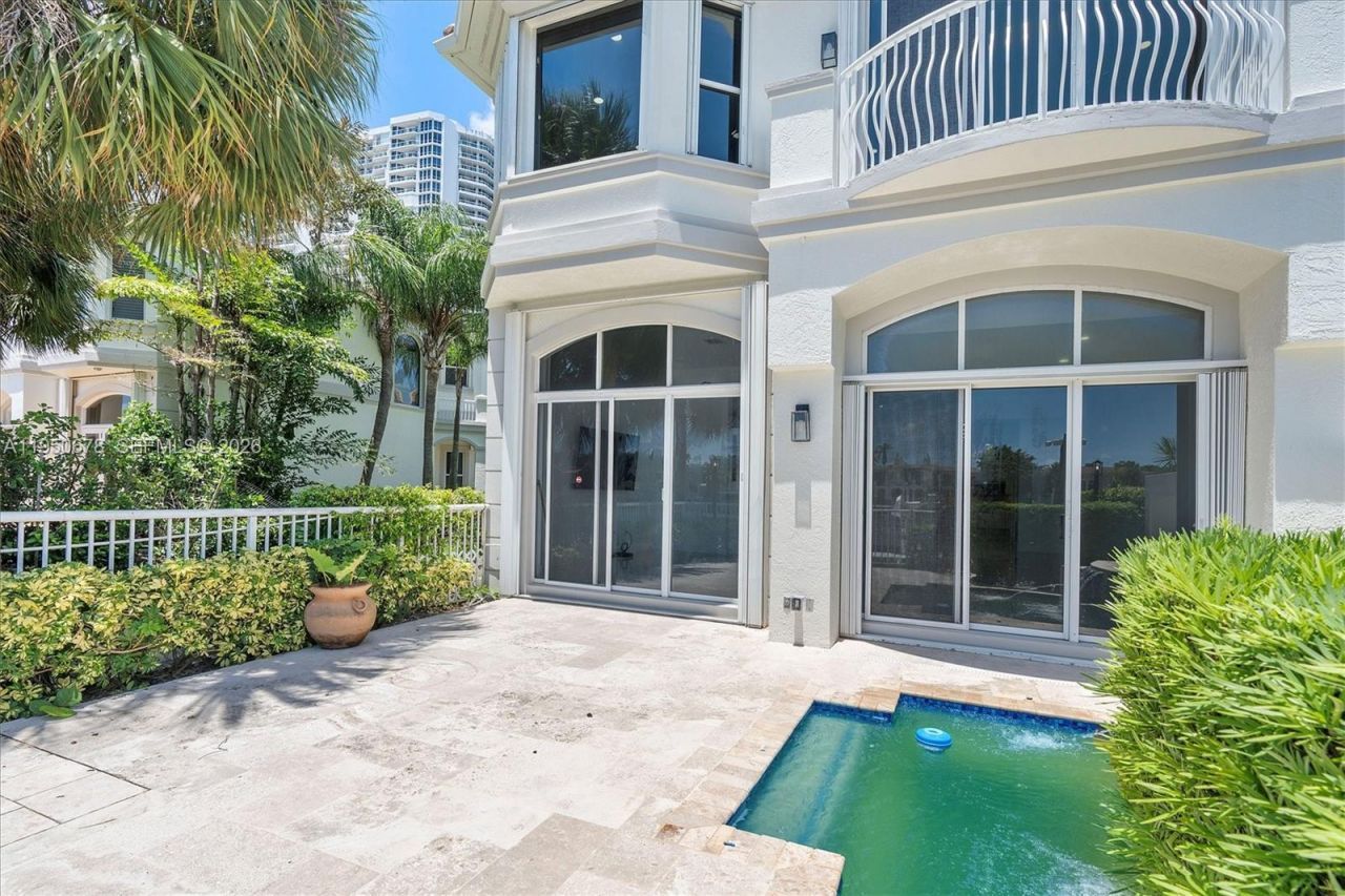 21301 NE 38th Ave, Unit 58, Aventura, FL 33180 Photo