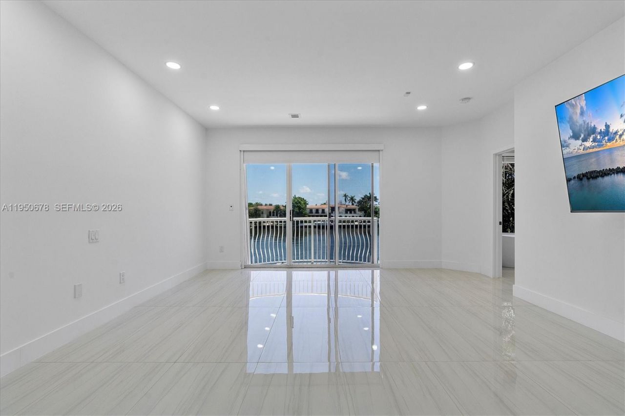 21301 NE 38th Ave, Unit 58, Aventura, FL 33180 Photo