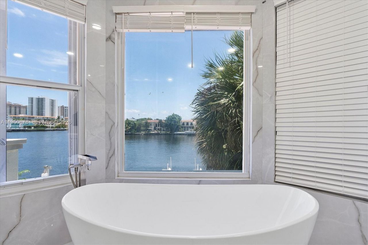 21301 NE 38th Ave, Unit 58, Aventura, FL 33180 Photo