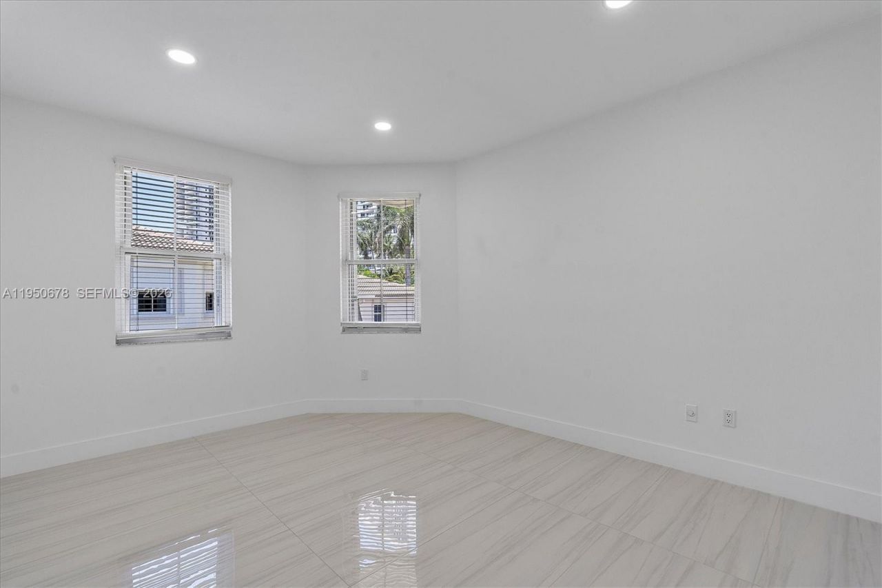 21301 NE 38th Ave, Unit 58, Aventura, FL 33180 Photo