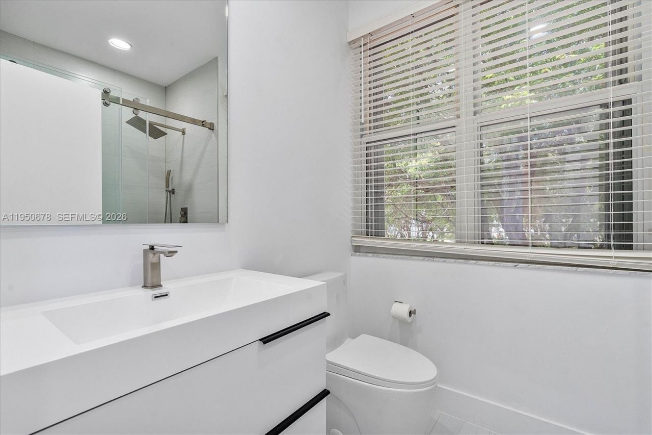 21301 NE 38th Ave, Unit 58, Aventura, FL 33180 Photo