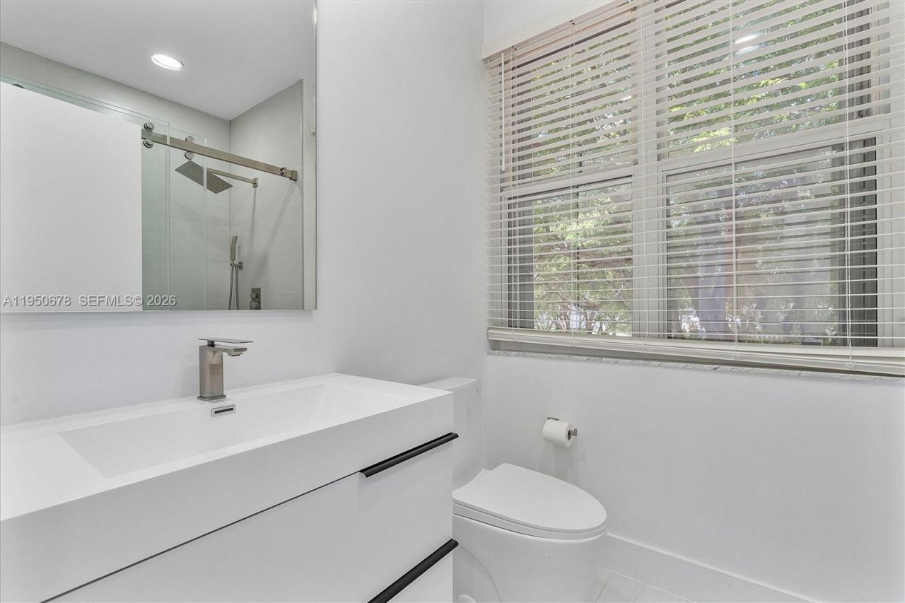 21301 NE 38th Ave, Unit 58, Aventura, FL 33180 Photo