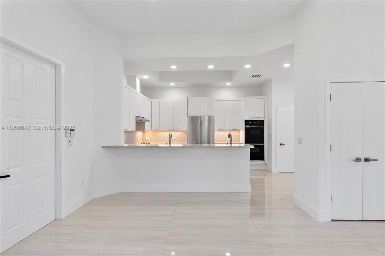 21301 NE 38th Ave, Unit 58, Aventura, FL 33180 Photo