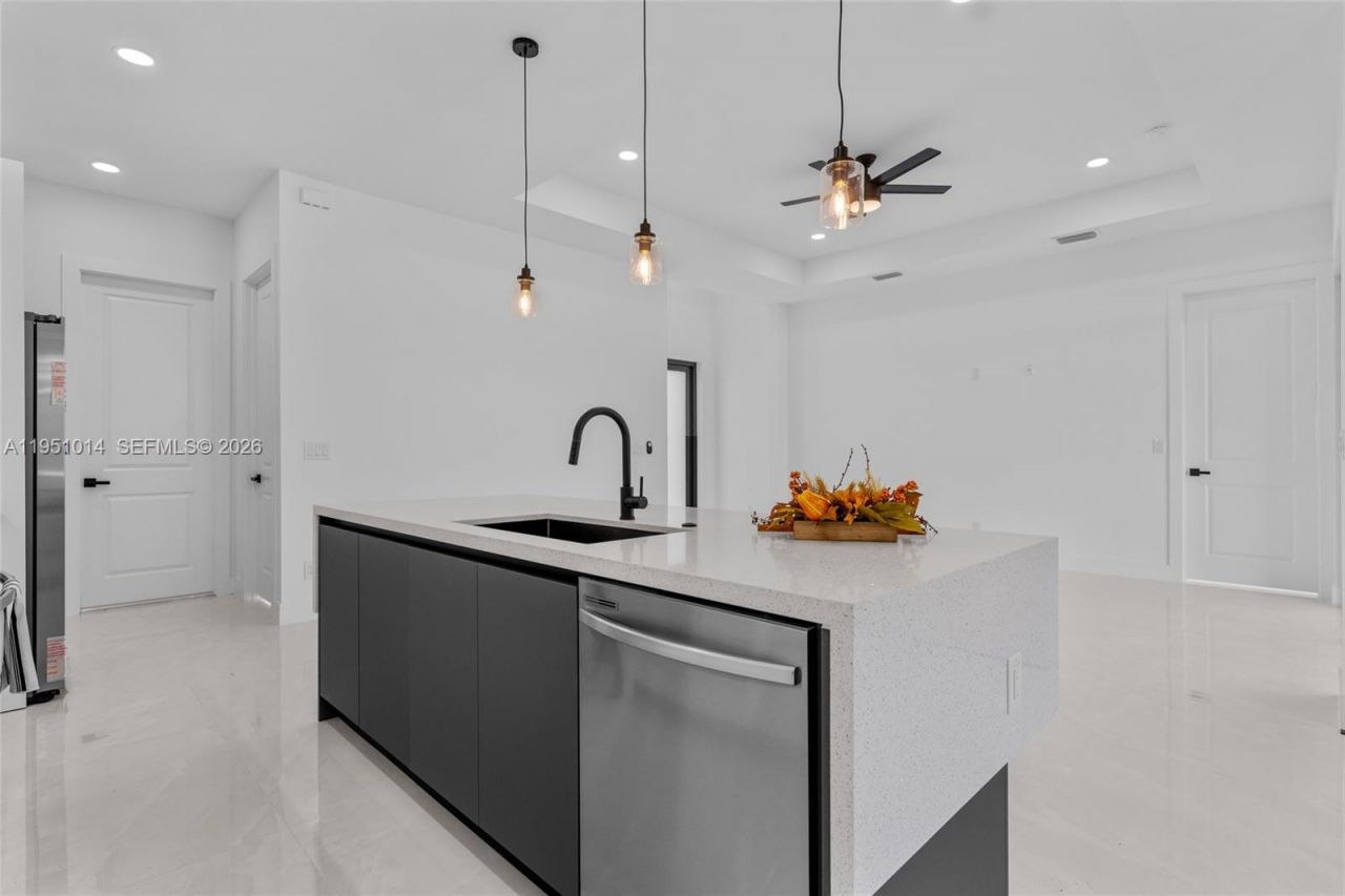 3318 30th St SW , Lehigh Acres, FL 33976 Photo