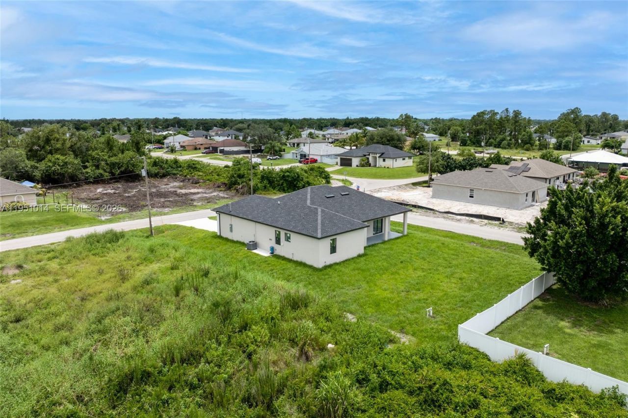 3318 30th St SW , Lehigh Acres, FL 33976 Photo