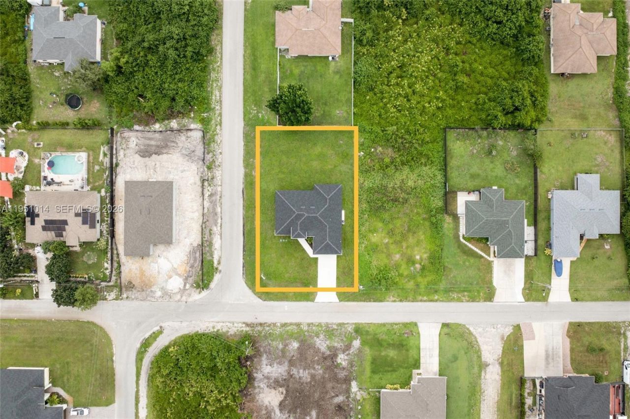 3318 30th St SW , Lehigh Acres, FL 33976 Photo