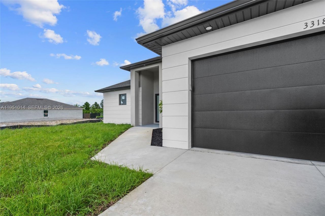 3318 30th St SW , Lehigh Acres, FL 33976 Photo