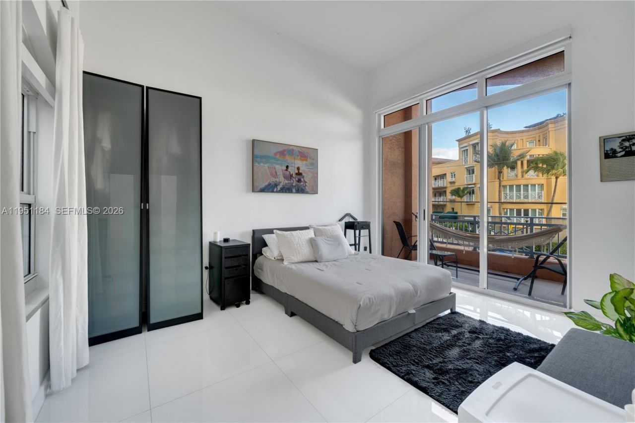 90 Alton Rd, Unit TH-1, Miami Beach, FL 33139 Photo