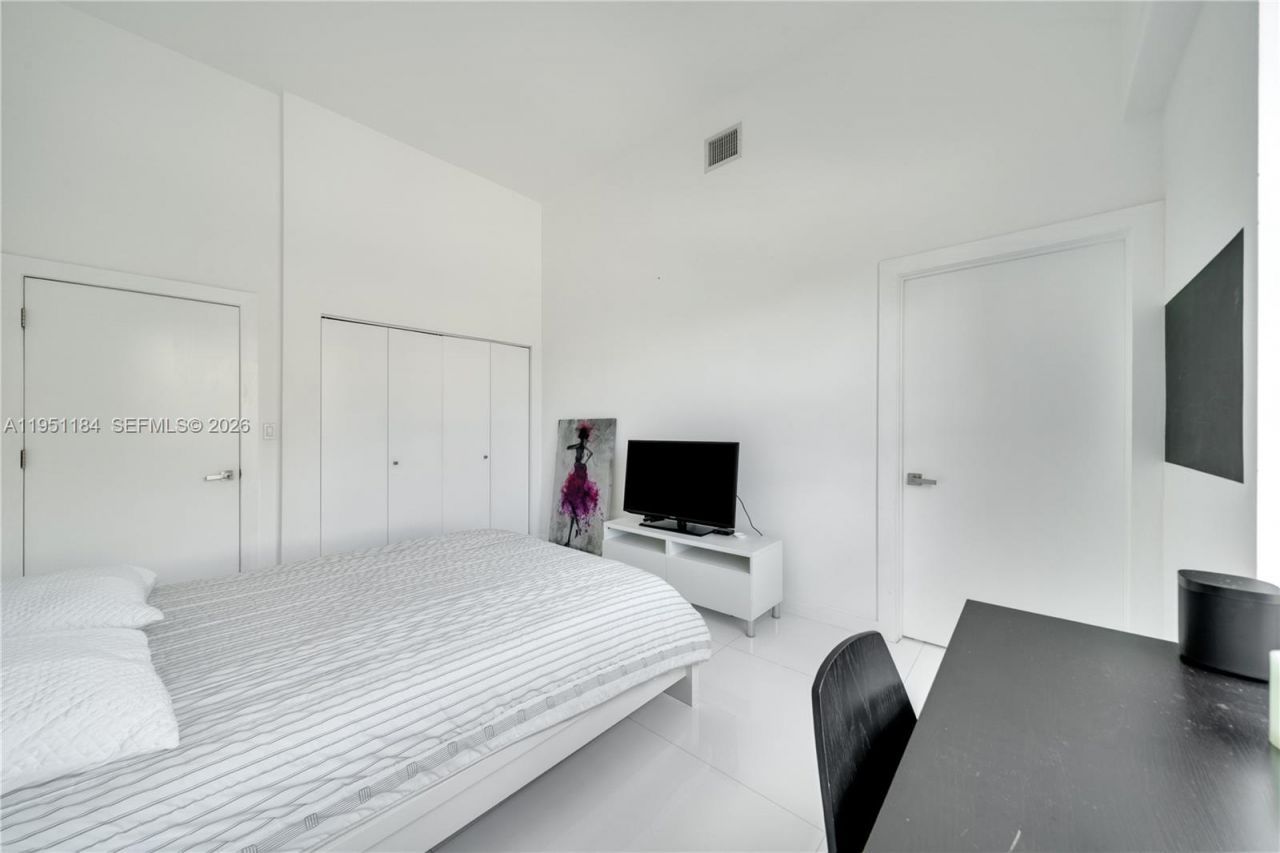 90 Alton Rd, Unit TH-1, Miami Beach, FL 33139 Photo