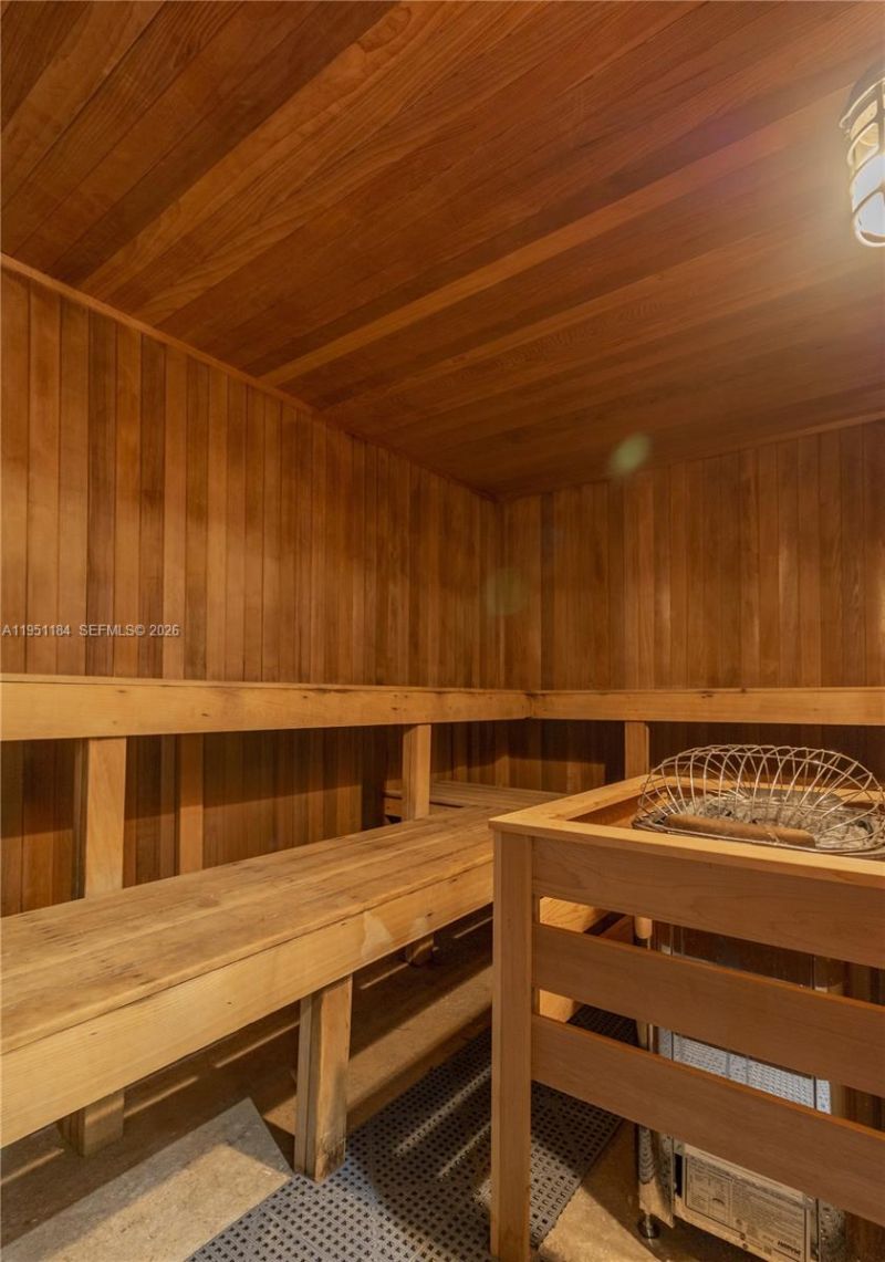 90 Alton Rd, Unit TH-1, Miami Beach, FL 33139 Photo