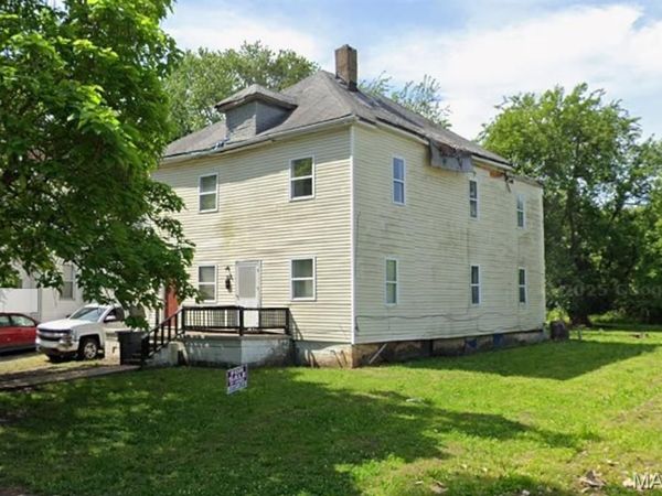 3312 Market Avenue, East St Louis, IL 62207