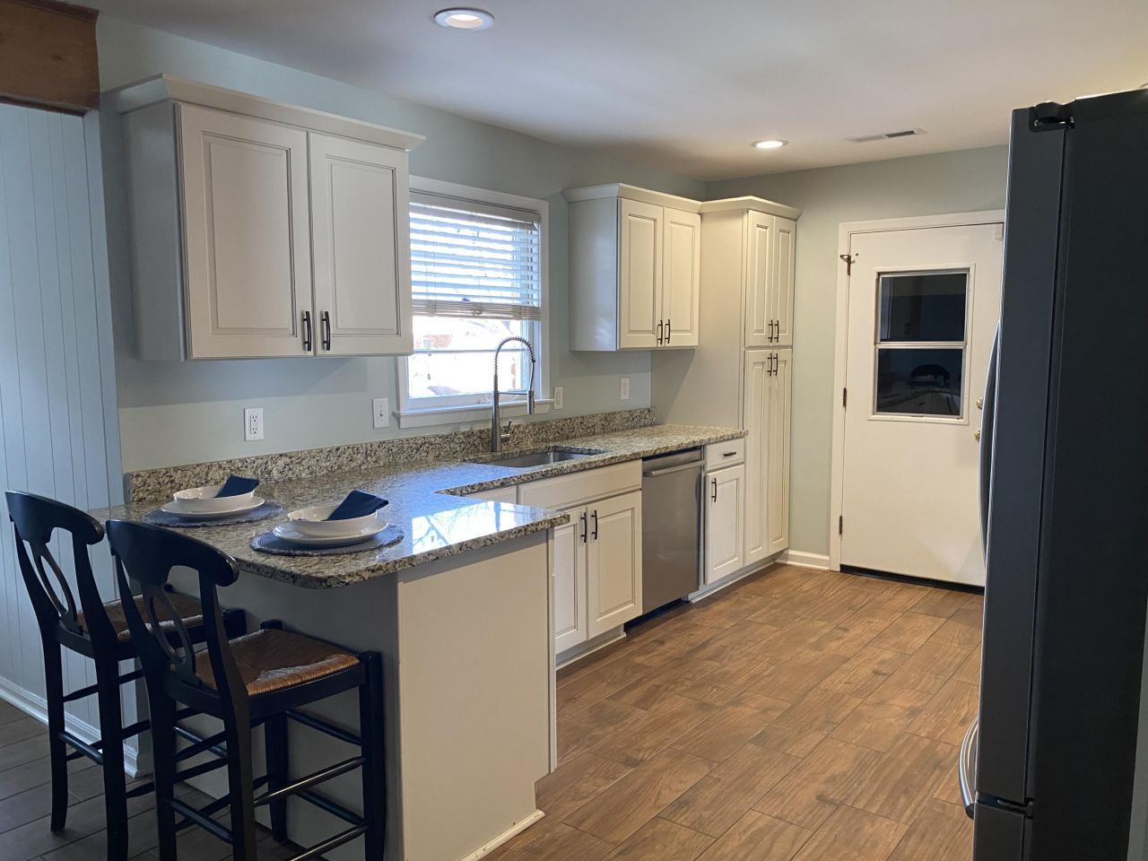 5917 Willard Drive Photo 5