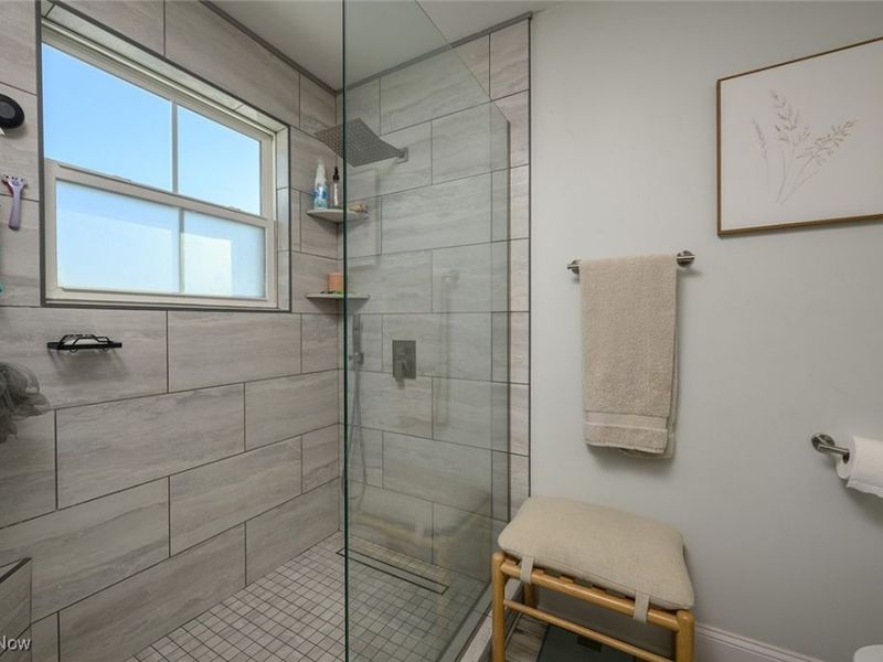 6562 Pine Bluff Avenue NE, Canton, OH 44721 Photo 27