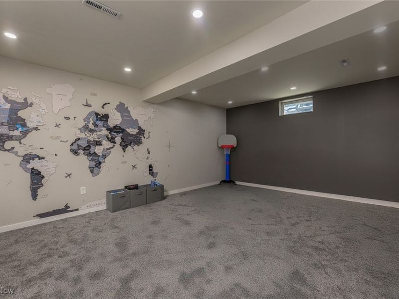 6562 Pine Bluff Avenue NE, Canton, OH 44721 Photo 28