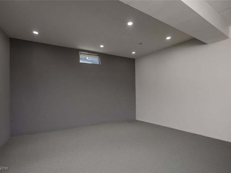 6562 Pine Bluff Avenue NE, Canton, OH 44721 Photo 29