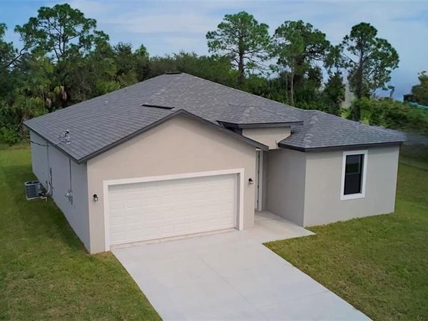 8007 VEGA CT, LABELLE, FL 33935