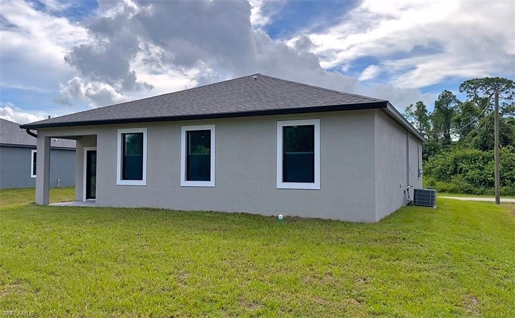 8007 Vega Ct, Labelle, FL 33935 Photo