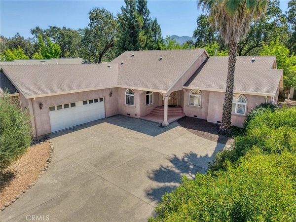 21425 Valley Oak Drive, Middletown, CA 95461