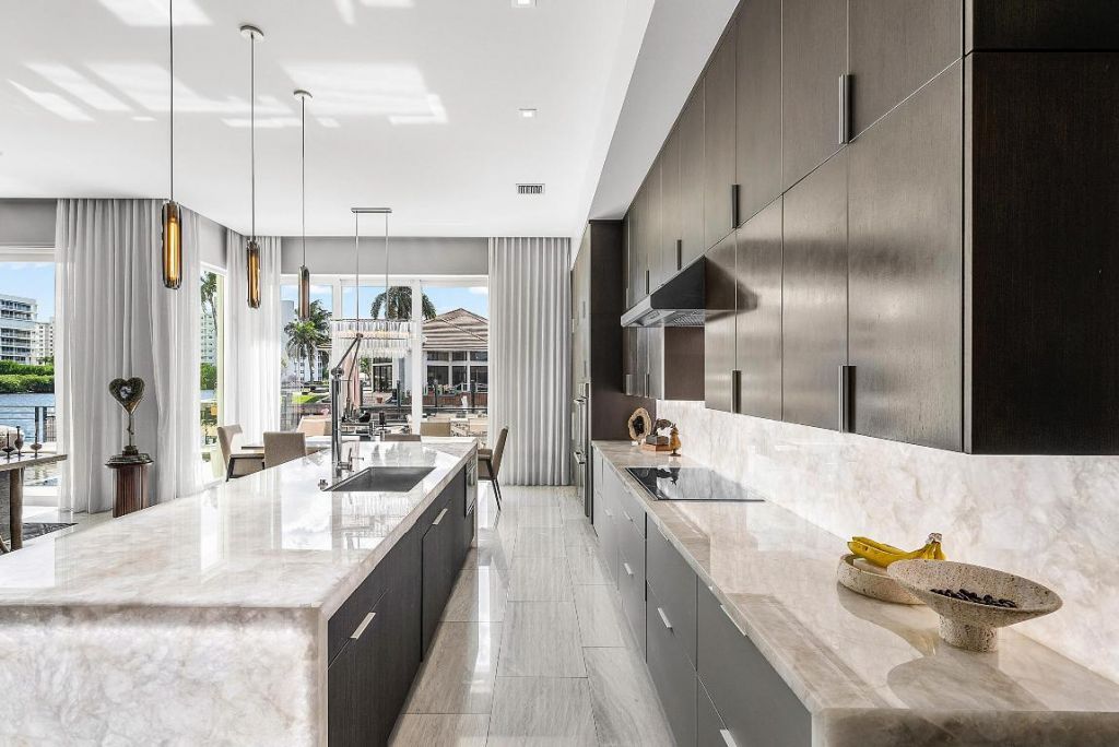 896 NE Mulberry Drive, Boca Raton, FL 33487 Photo