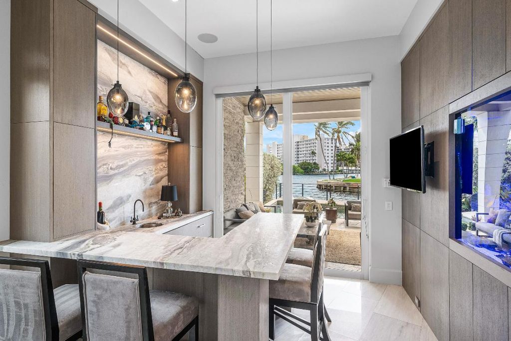 896 NE Mulberry Drive, Boca Raton, FL 33487 Photo