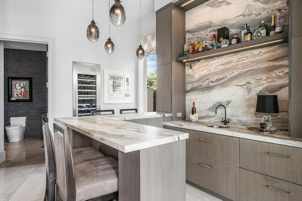 896 NE Mulberry Drive, Boca Raton, FL 33487 Photo