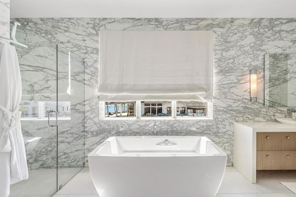 896 NE Mulberry Drive, Boca Raton, FL 33487 Photo