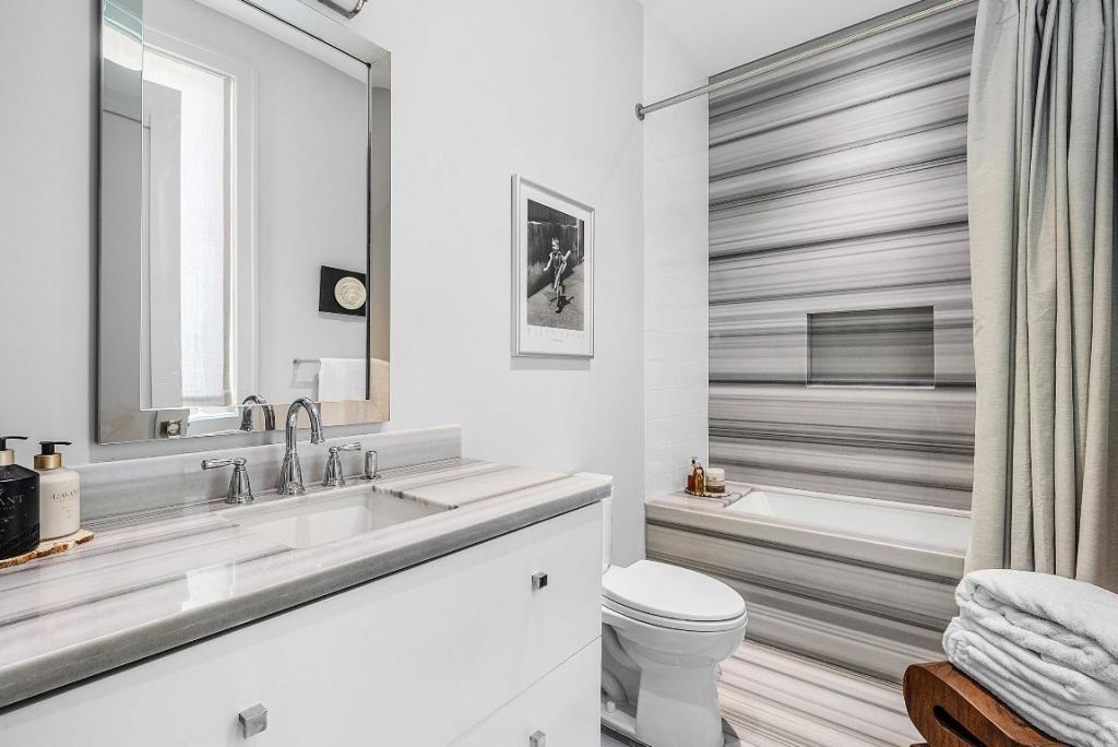 896 NE Mulberry Drive, Boca Raton, FL 33487 Photo