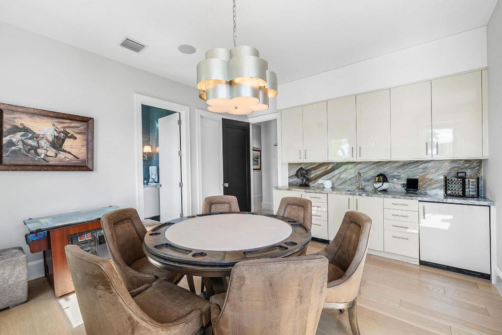 896 NE Mulberry Drive, Boca Raton, FL 33487 Photo