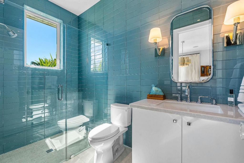 896 NE Mulberry Drive, Boca Raton, FL 33487 Photo