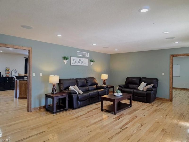 10133 Fishel Street, Pleasant City, OH 43772 Photo 2