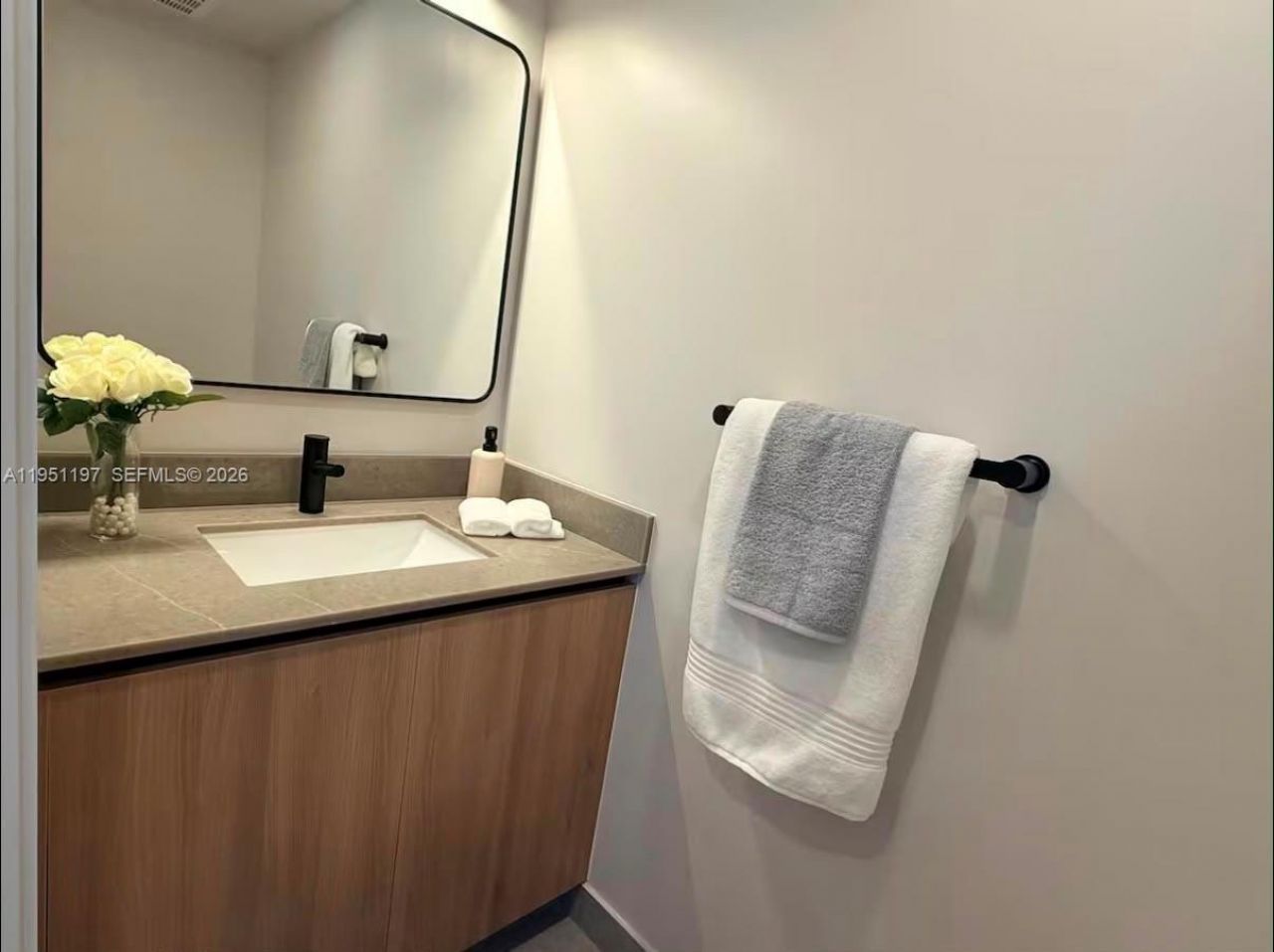 121 NE 5th, Unit 306, Miami, FL 33132 Photo