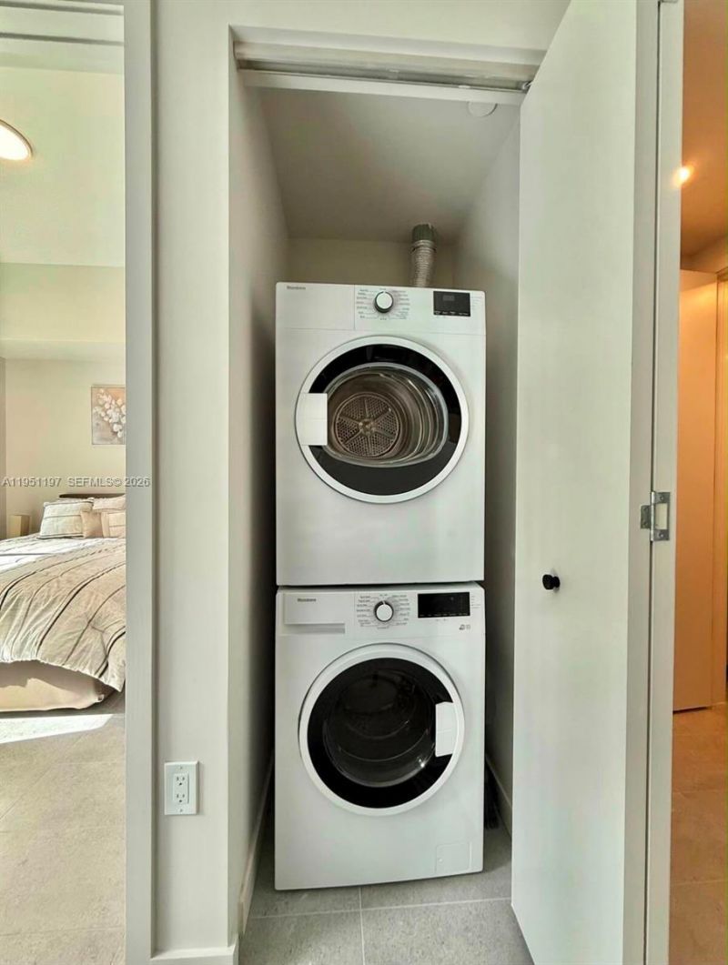 121 NE 5th, Unit 306, Miami, FL 33132 Photo