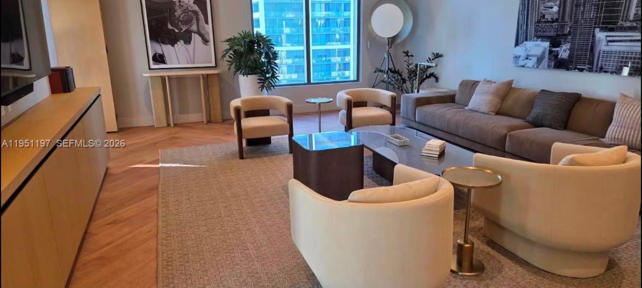121 NE 5th, Unit 306, Miami, FL 33132 Photo