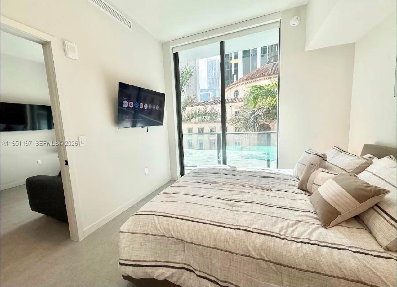 121 NE 5th, Unit 306, Miami, FL 33132 Photo