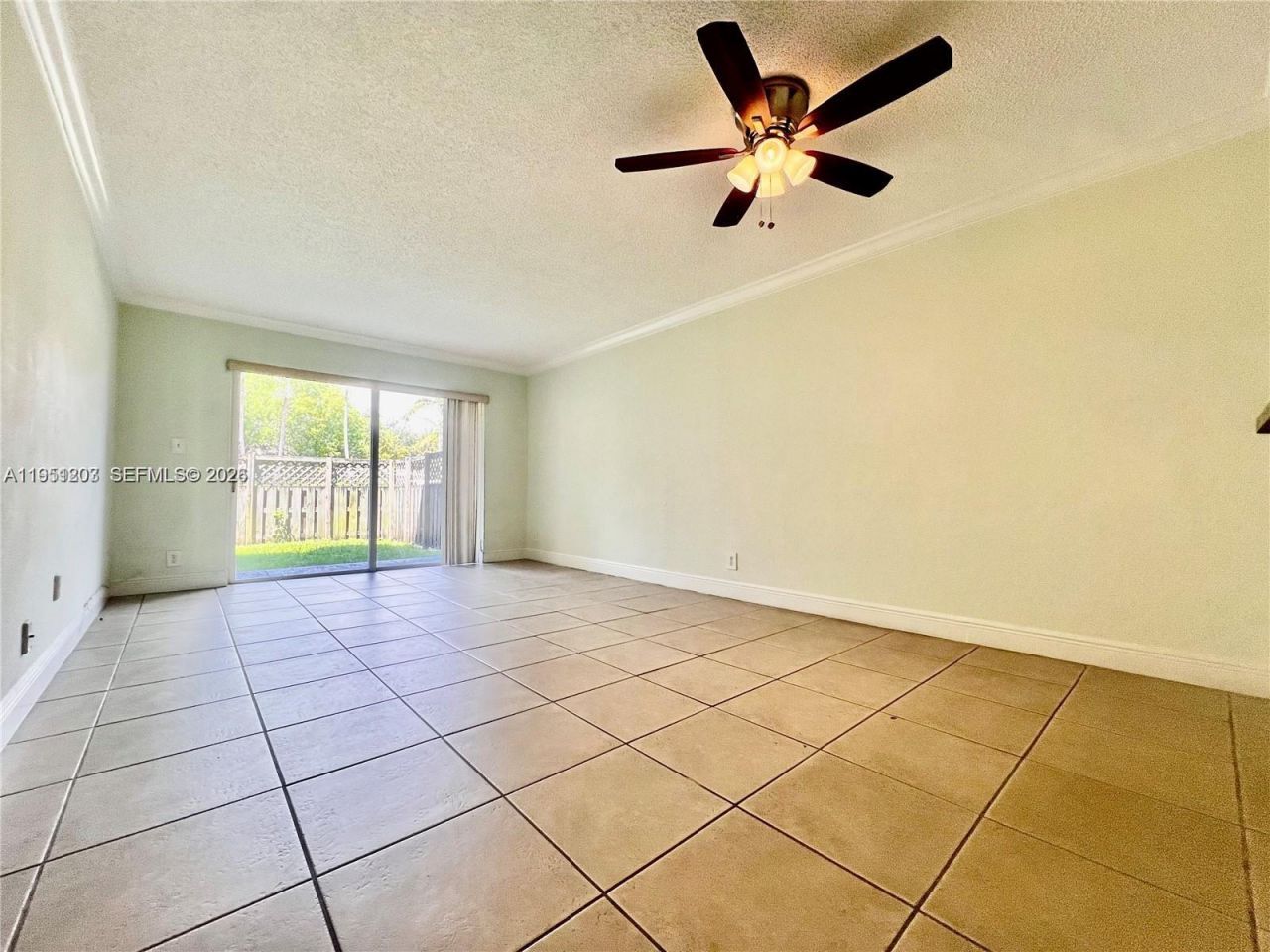 5201 Geneva Way, Unit 109, Doral, FL 33166 Photo