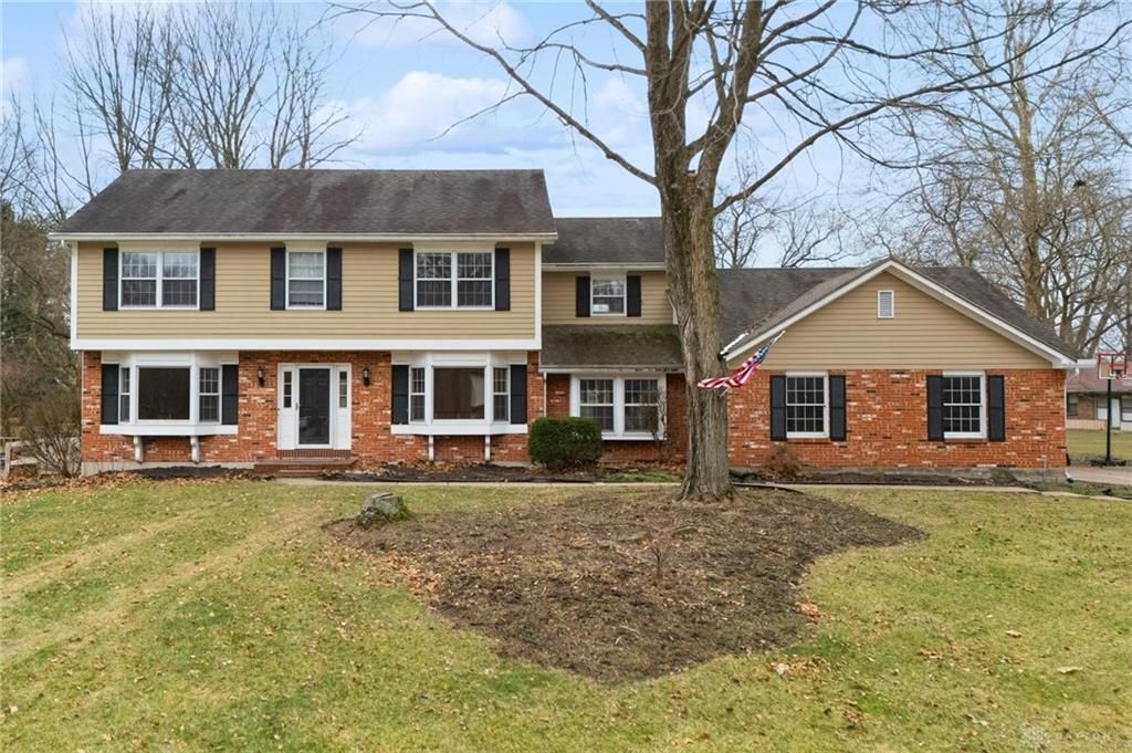 9644 Bridlewood Trail, Dayton, OH 45458 Main Photo