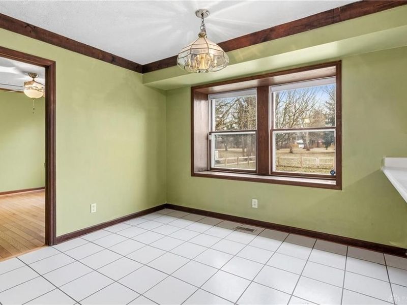 9644 Bridlewood Trail, Dayton, OH 45458 Photo 12