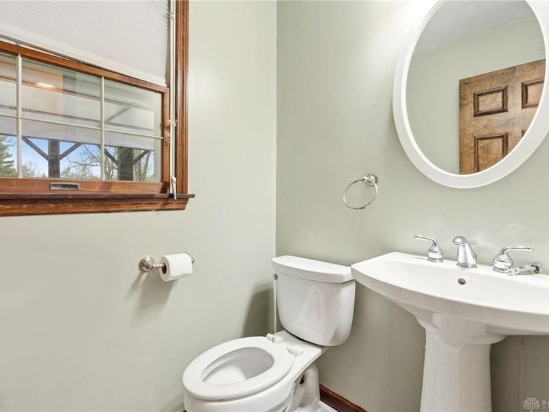 9644 Bridlewood Trail, Dayton, OH 45458 Photo 21