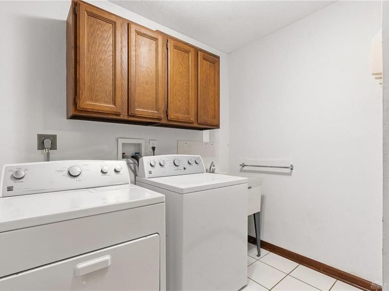 9644 Bridlewood Trail, Dayton, OH 45458 Photo 23