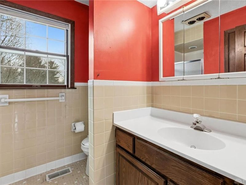 9644 Bridlewood Trail, Dayton, OH 45458 Photo 39