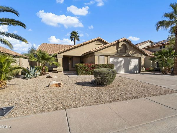 10835 S DREAMY Drive, Goodyear, AZ 85338