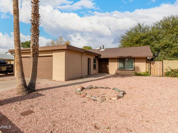 4942 W TOWNLEY Avenue, Glendale, AZ 85302