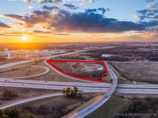 7911 S 209th East Avenue , Broken Arrow, OK 74014