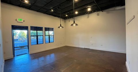 12177 Business Park Drive, Truckee, CA 96161 Photo