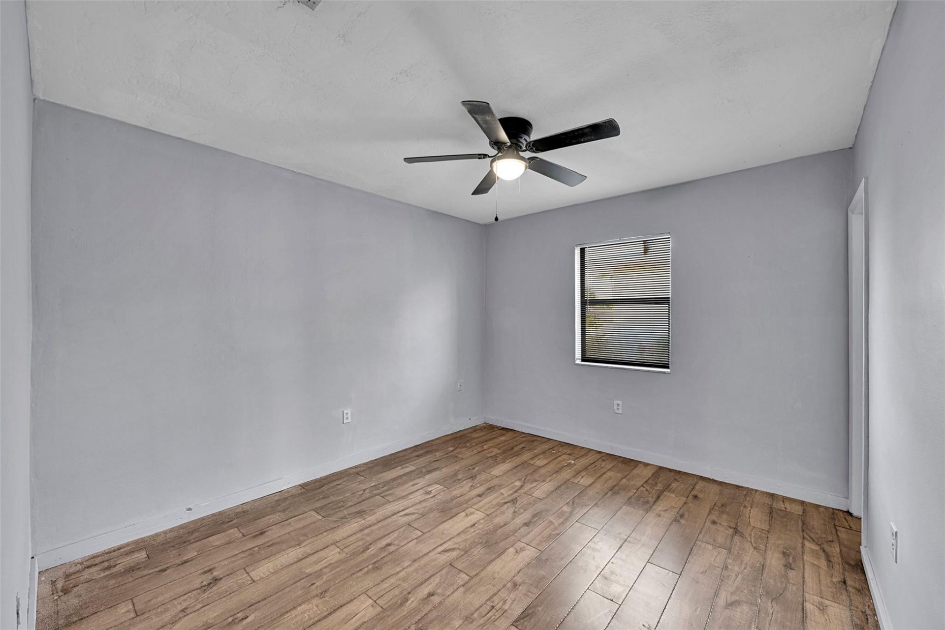 6881 SW 2nd Street, Pembroke Pines, FL 33023 Photo